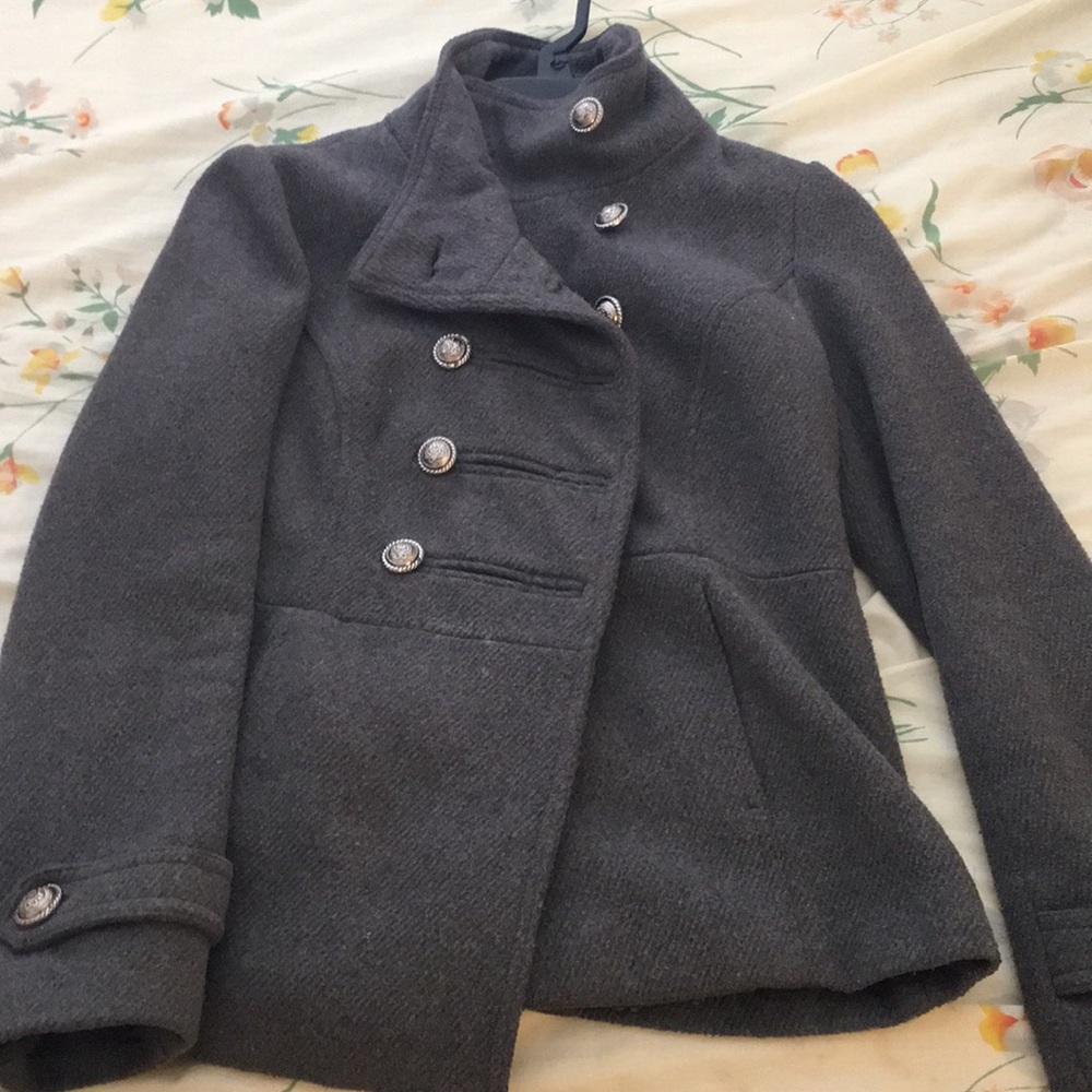 Super cute Grey coat